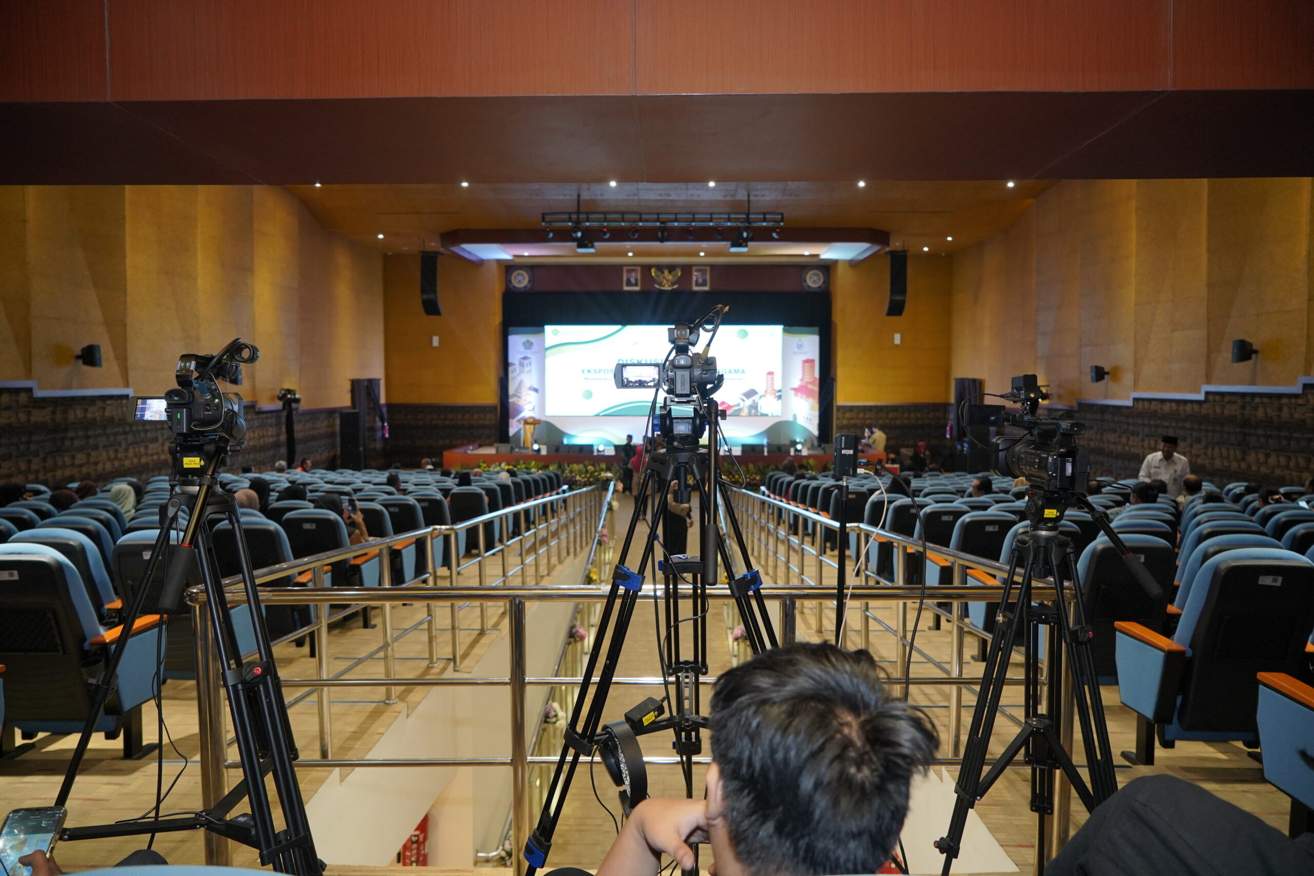 Mengoptimalkan Kampanye Politik dengan Sewa Videotron untuk Menjangkau Massa secara Efektif